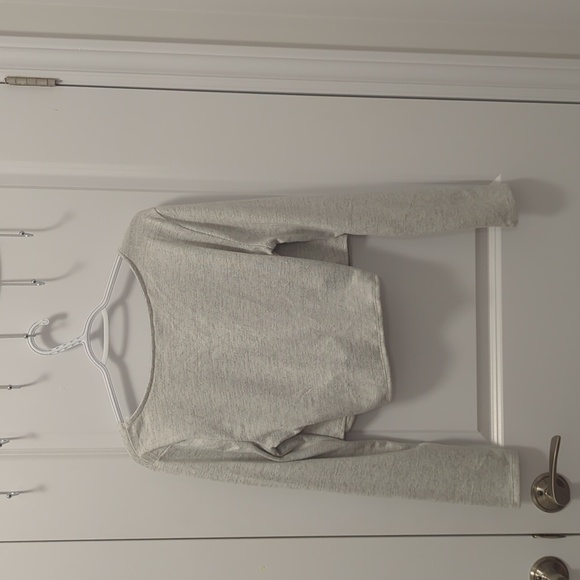 Joe Fresh x Sasha Exeter Gray Long Sleeve Knotted Top Size Large GUC - Picture 4 of 4